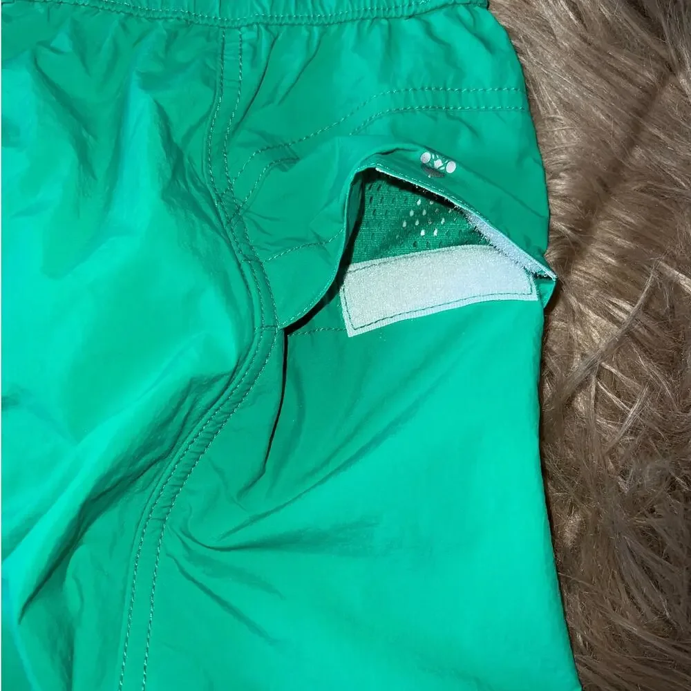 NWOT Free People Movement In the Wild Cargo Shorts Green size M - Picture 3 of 8